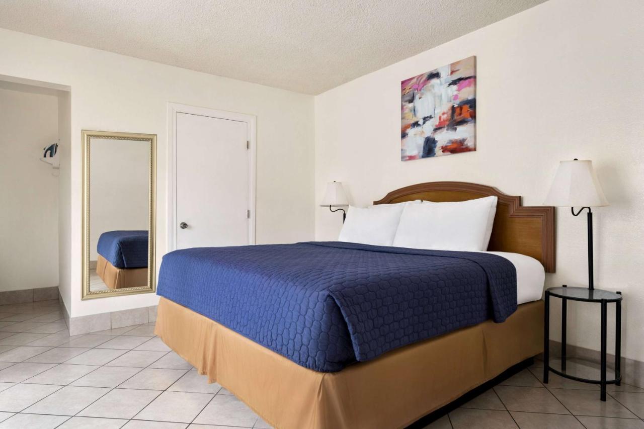Travelodge By Wyndham Las Vegas Exteriér fotografie